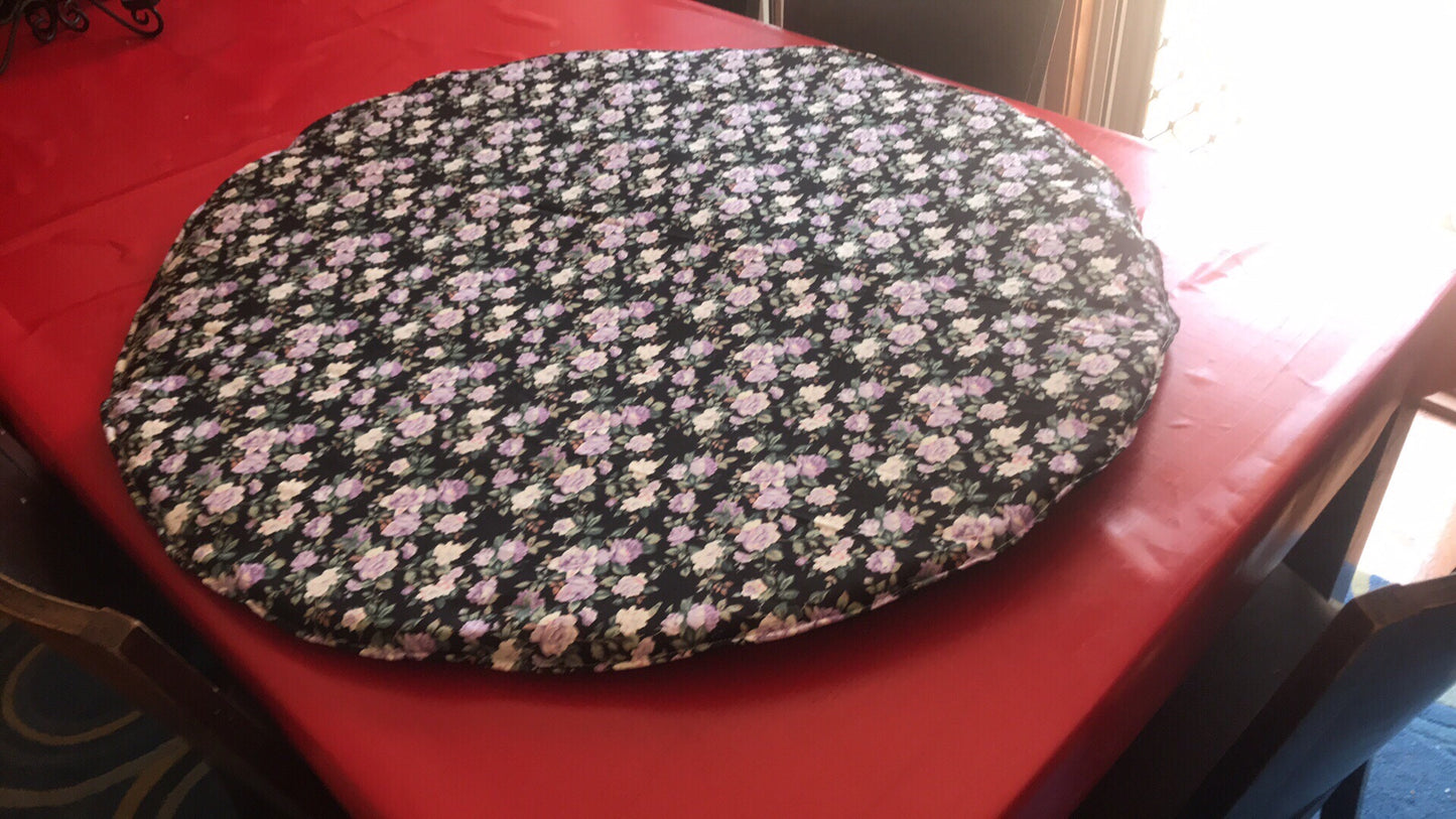 Play mat with newborn head pillow