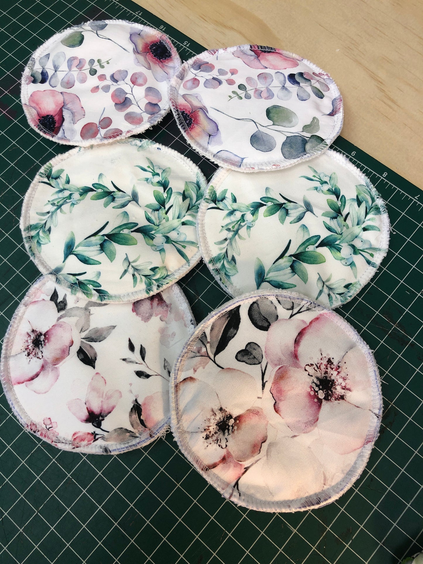 Breast pads or makeup pads, and bag10 in bag