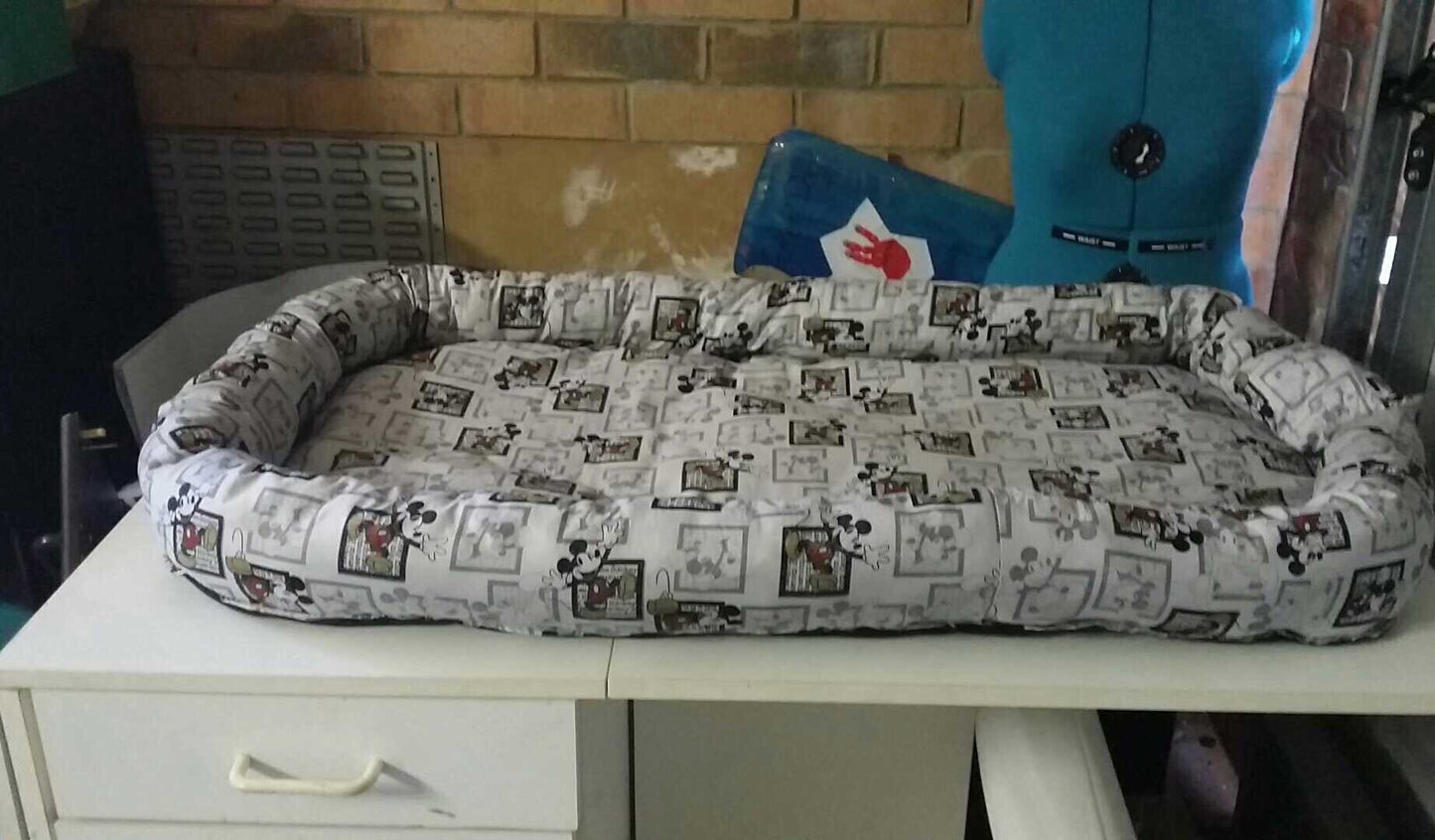 Baby travel bed or nest